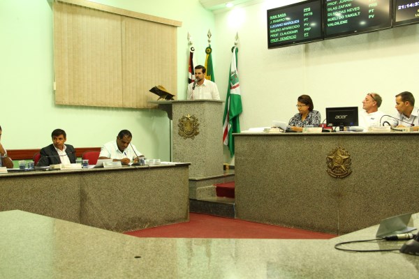 Vereadores discutem desconto do IPTU